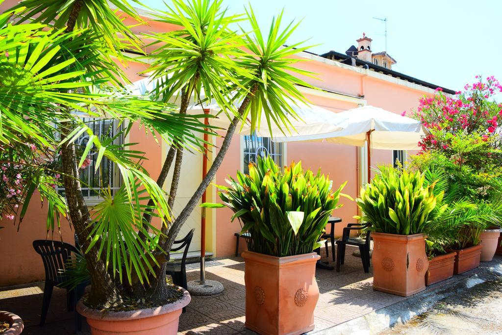 Hotel Italia Marina di Massa Exterior photo
